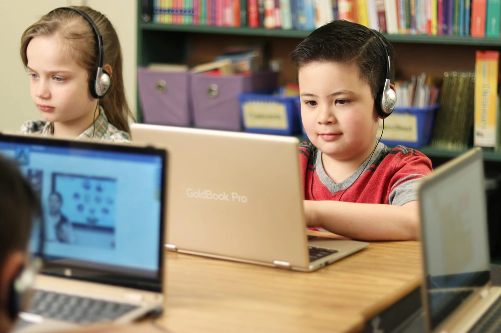 아셀러스가 교사들을 도우는 방법