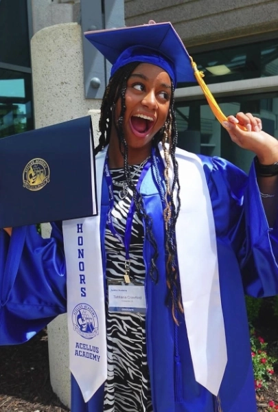 capgown2 Cap & Gown Pick-Up